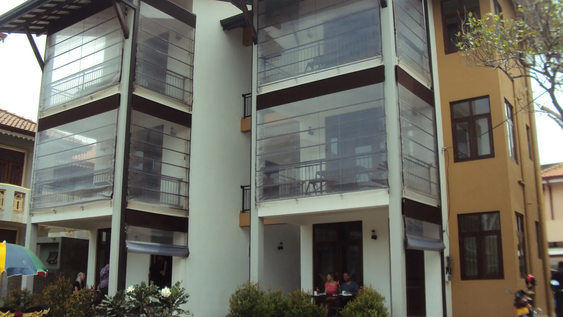 Sea Breeze Deluxe Inn Негомбо 2*,